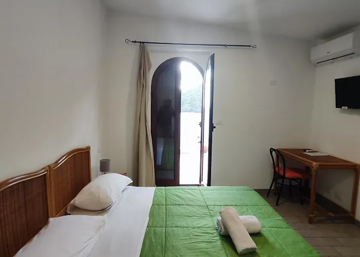 Hotel Faraglione