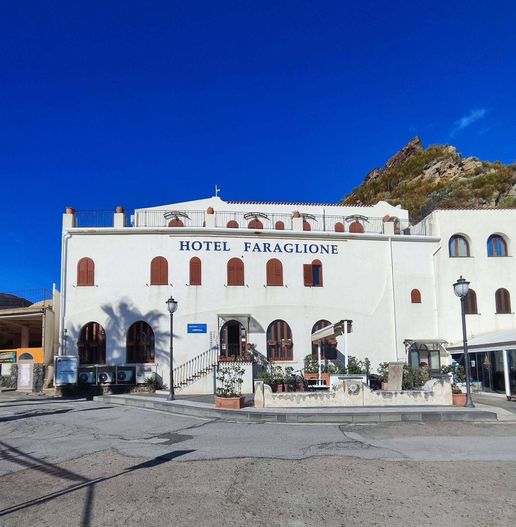 Hotel Faraglione 2*
